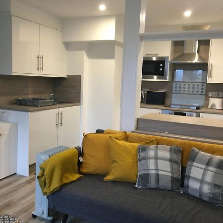 Cosy Cottage With Sea Views Close To Local Shops. Lamlash Exterior foto